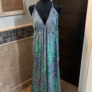 Chic Multicolor Halter Maxi Dress